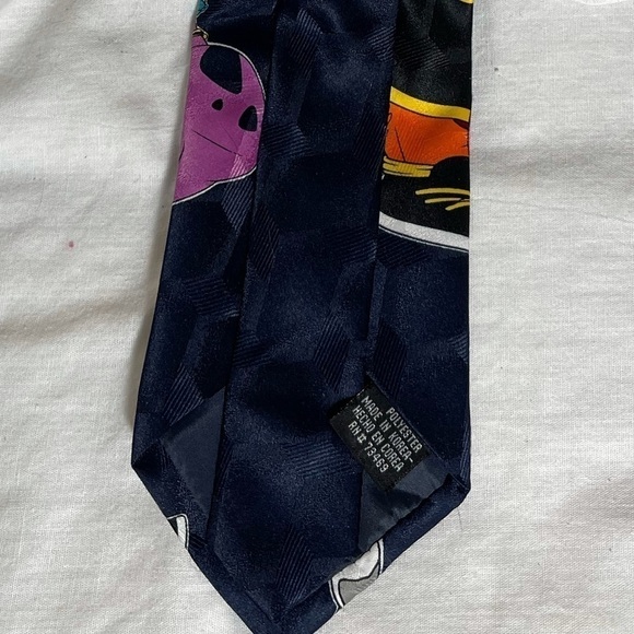 Vintage Space Jam Tie - Picture 4 of 4
